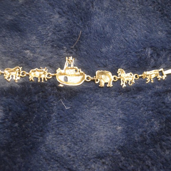 Charm Bracelet Noah Ark and Animals Retro Metal Figurines Golden - Picture 6 of 6